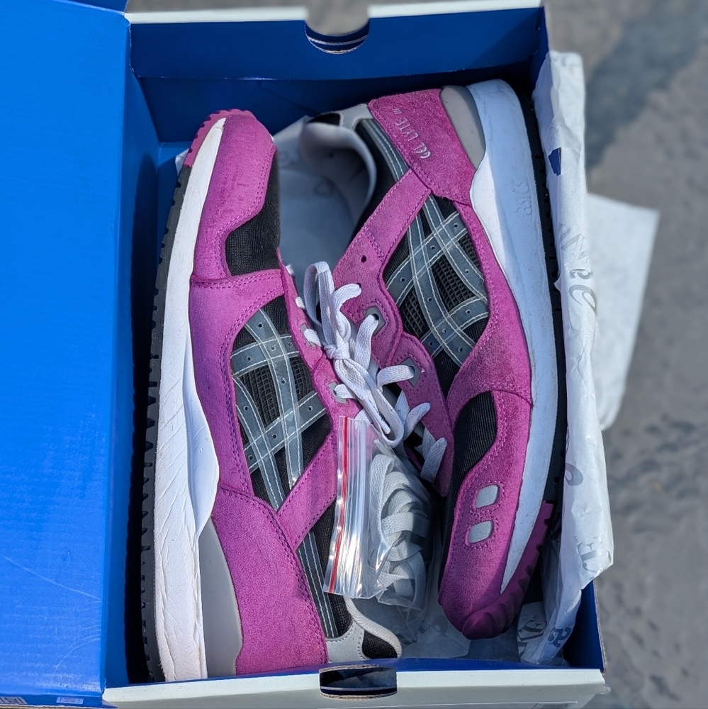Size 10 - ASICS Awake NY x Gel Lyte 3 Black Pink Hardly Worn No Flaws - Picture 12 of 15